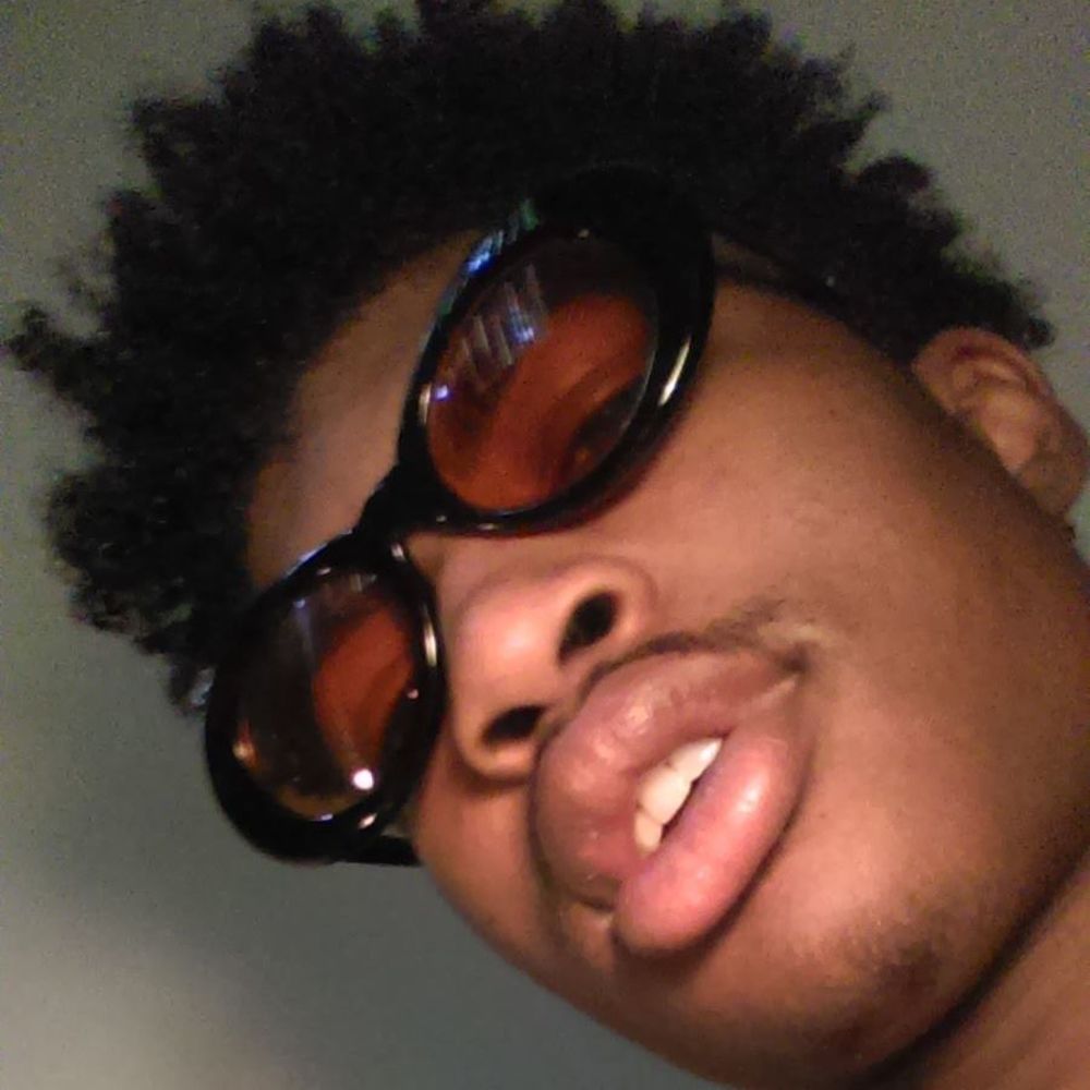 Meet your Posher, Carloss